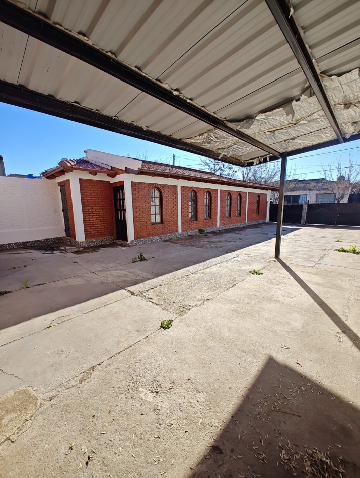 CASA 4 DORMITORIOS EN ALQUILER | BARRIO VILLA MARIA | NEUQUEN