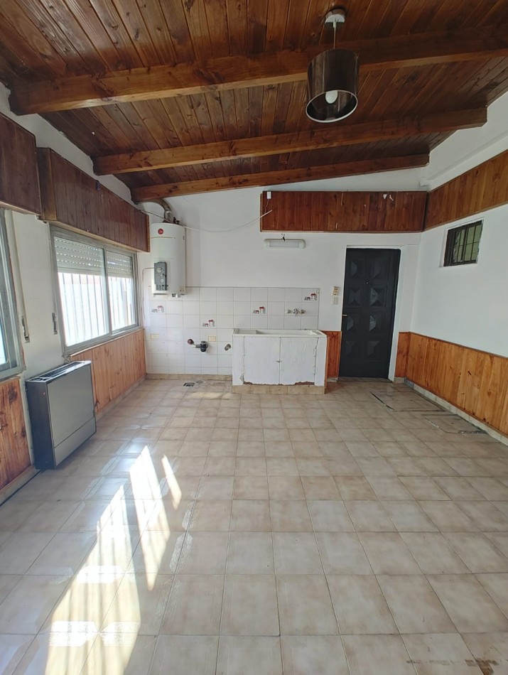 CASA 4 DORMITORIOS EN ALQUILER | BARRIO VILLA MARIA | NEUQUEN