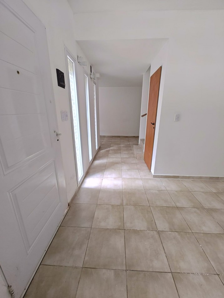 DUPLEX DOS DORMITORIOS CON ENTRADA VEHICULAR Y PARRILLA EN ALQUILER | ZONA RIO GRANDE | NEUQUEN