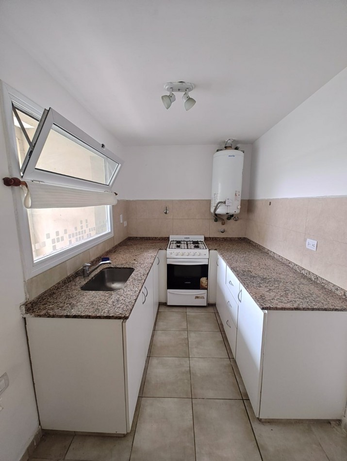 DUPLEX DOS DORMITORIOS CON ENTRADA VEHICULAR Y PARRILLA EN ALQUILER | ZONA RIO GRANDE | NEUQUEN