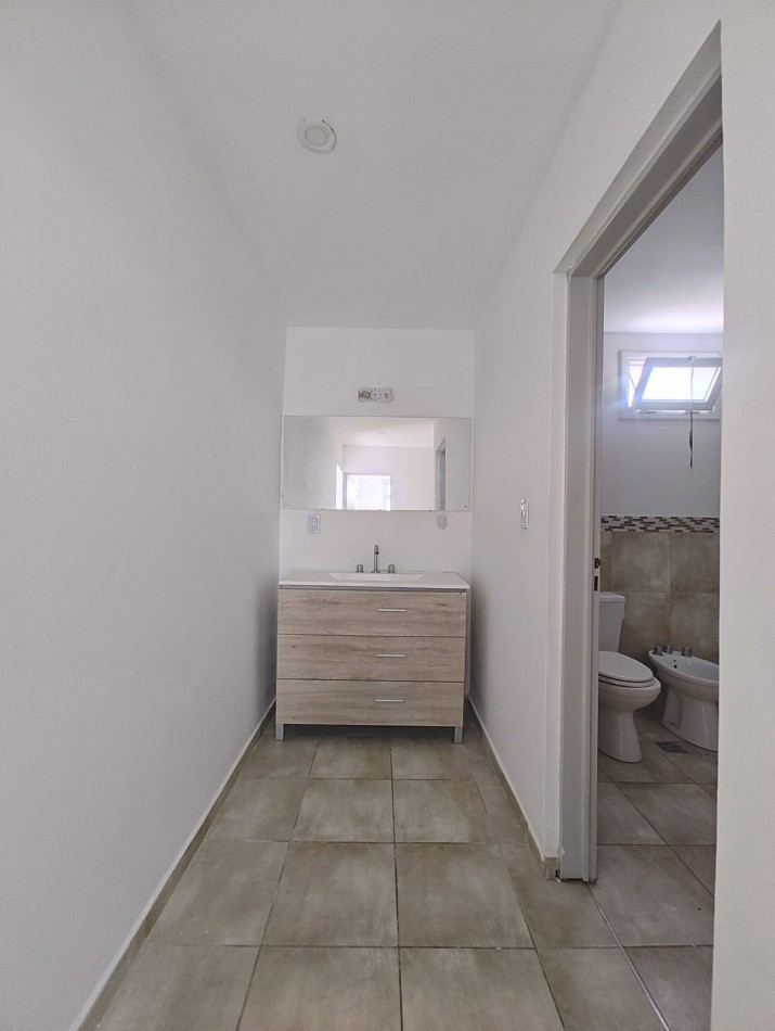 DUPLEX DOS DORMITORIOS CON ENTRADA VEHICULAR Y PARRILLA EN ALQUILER | ZONA RIO GRANDE | NEUQUEN