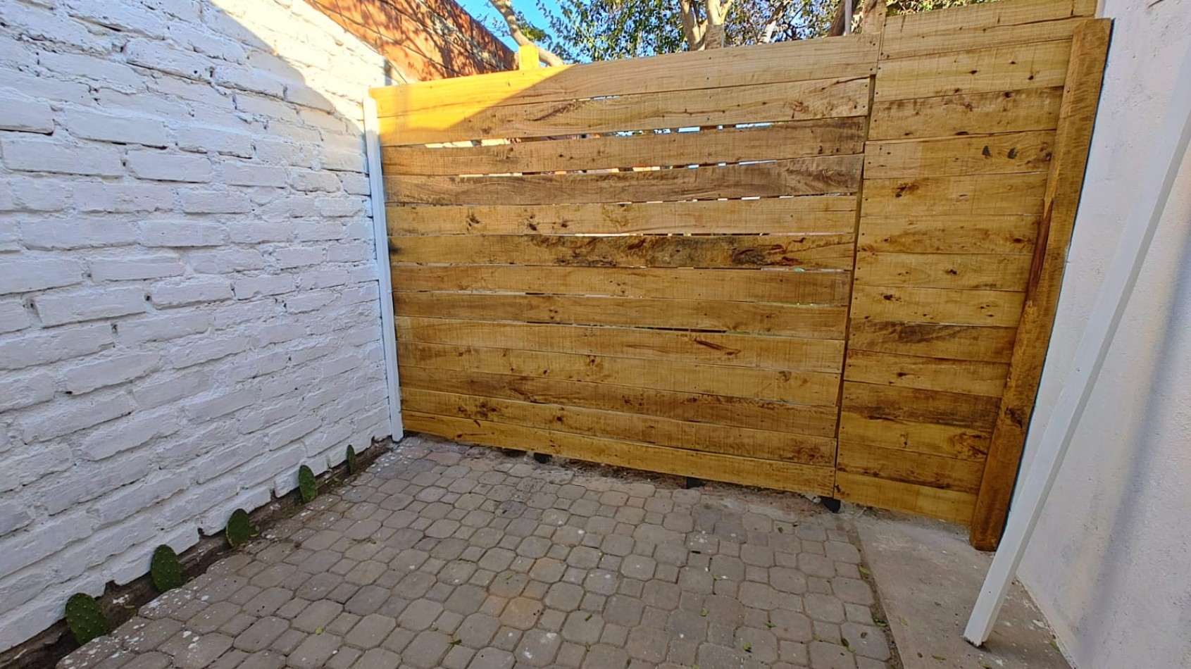 DEPARTAMENTO 1 DORMITORIO CON PATIO EN ALQUIILER | NEUQUEN