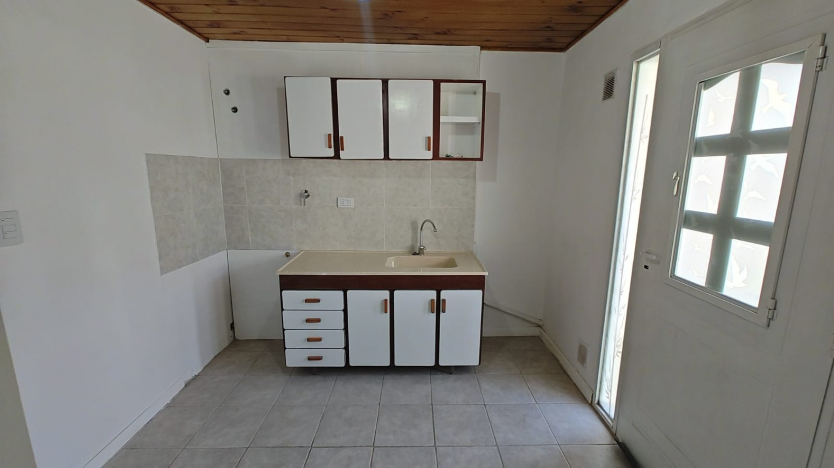 DEPARTAMENTO 1 DORMITORIO CON PATIO EN ALQUIILER | NEUQUEN