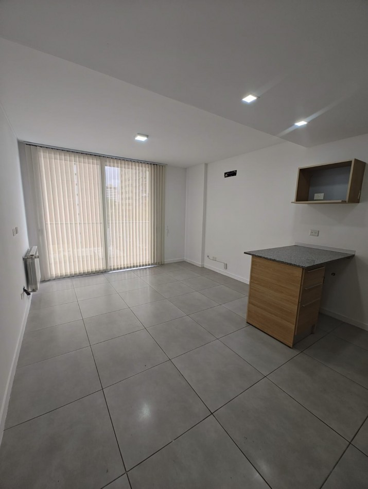 DEPARTAMENTO 1 DORMITORIO EN ALQUILER - EDIFICIO CASA CLUB PLAZA | PLENO CENTRO DE NEUQUEN