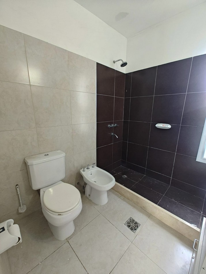 DUPLEX DOS DORMITORIOS CON ENTRADA VEHICULAR, PATIO Y PARRILLA EN ALQUILER | BARRIO PRIVADO PUEBLO DEL SOL | NEUQUEN