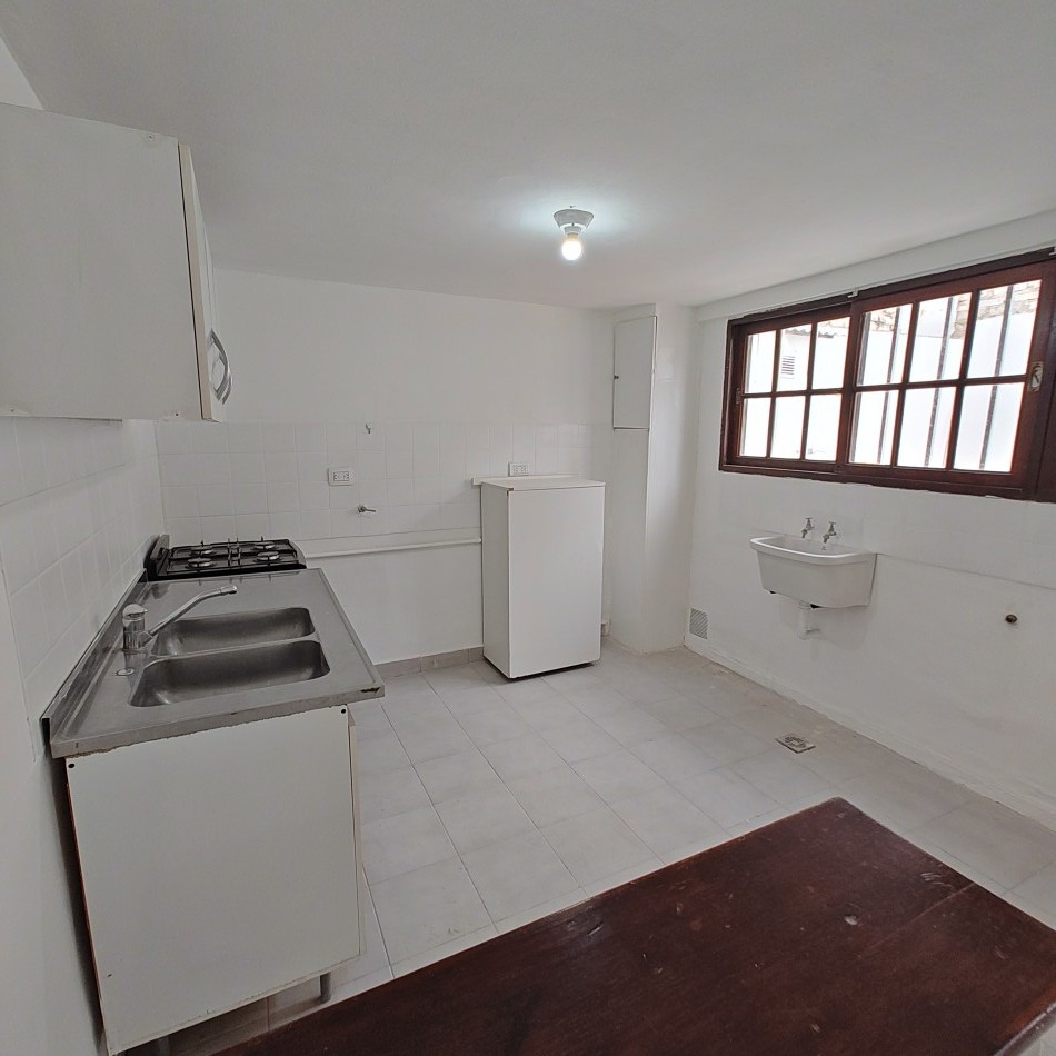 DUPLEX 2 DORMITORIOS EN ALQUILER - SANTA GENOVEVA