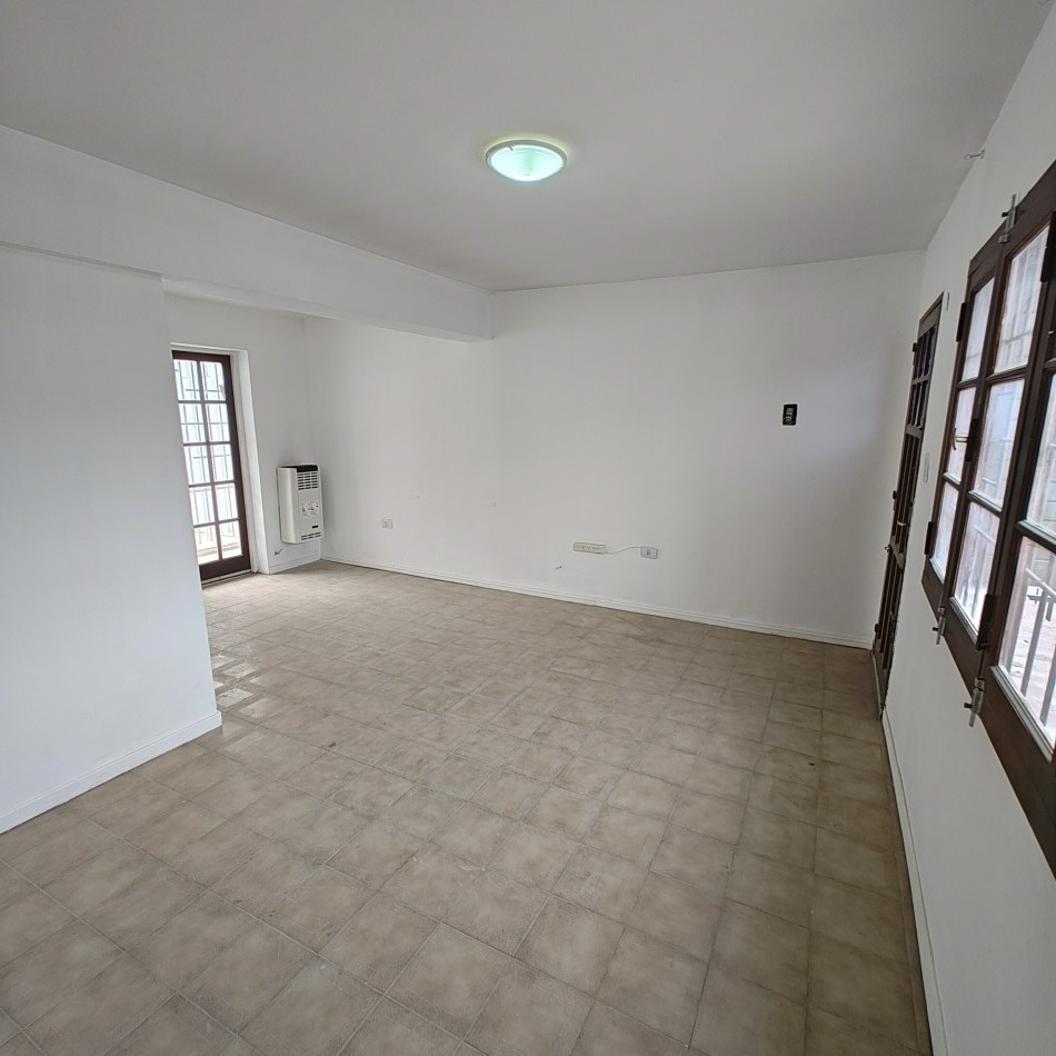 DUPLEX 2 DORMITORIOS EN ALQUILER - SANTA GENOVEVA