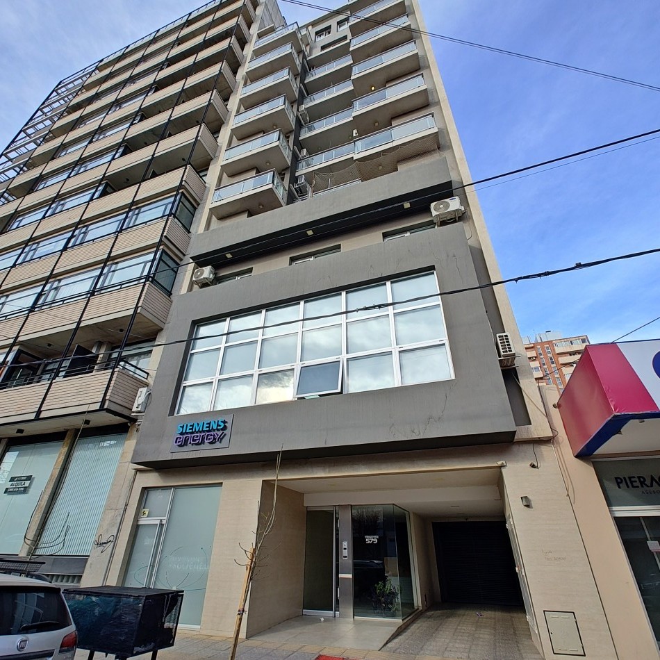 DEPARTAMENTO 2 DORMITORIOS CON COCHERA EN ALQUILER 